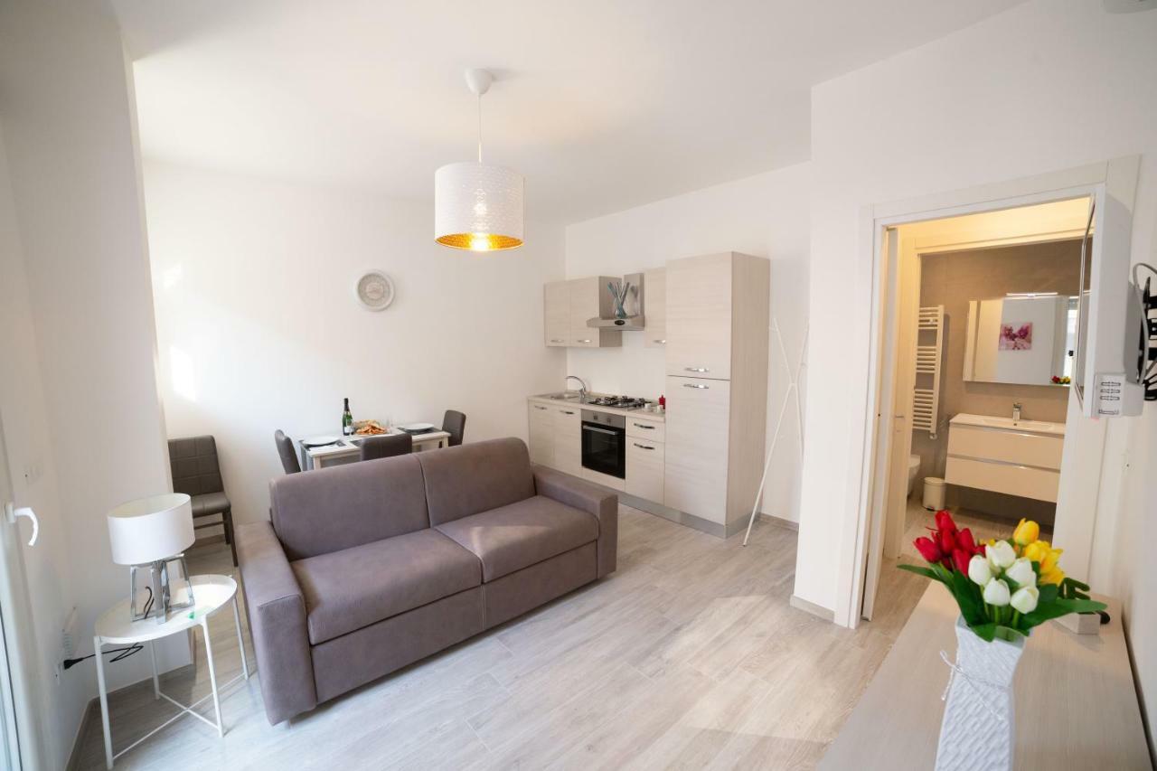Casa Martina By Home080 - Puglia Mia Apartments Монополі Екстер'єр фото